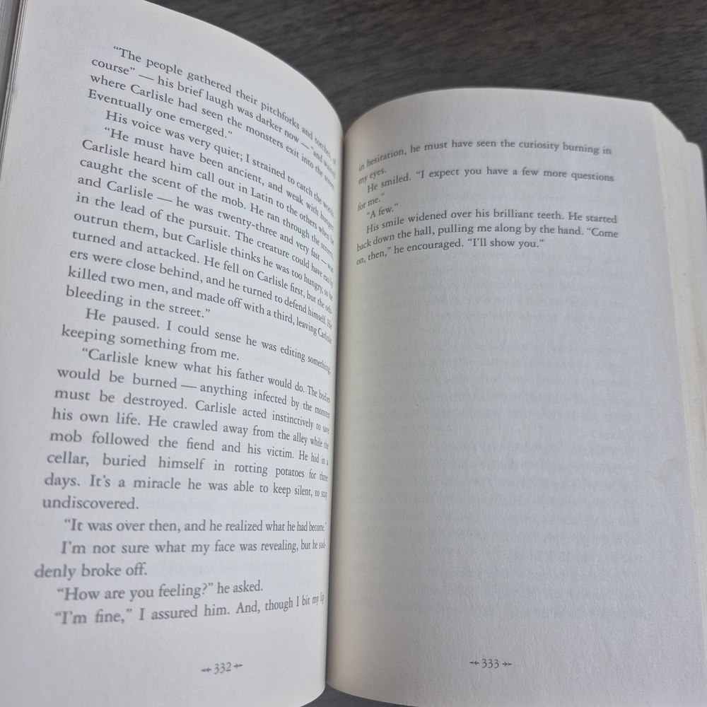 Twilight Book with Black Cover - Picture 6 of 11
